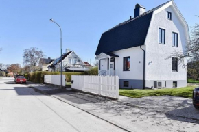 Cozy villa just a few minutes walk from Söderport, Visby
